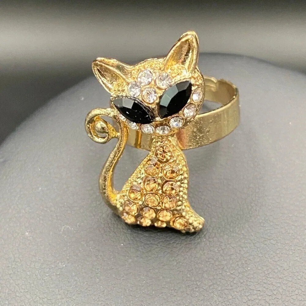 Rhinestone Bling Cat Ring - Adjustable
